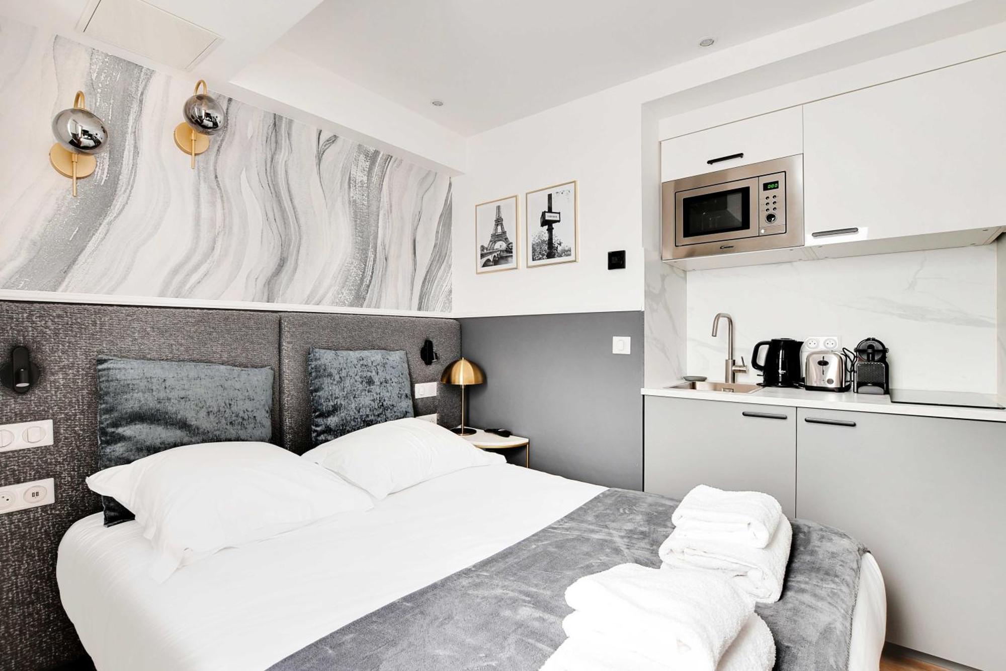 Comfort For 2P With A-C - Near Montmartre Paris Exteriör bild